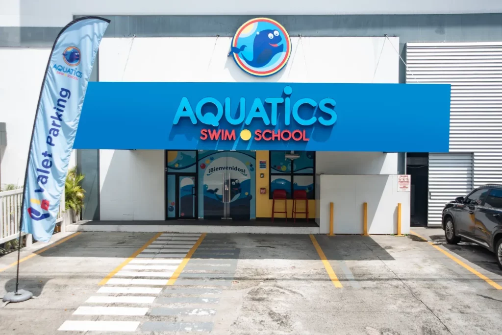 14 años de Aquatics Panamá: la escuela de natación infantil en el Parque Industrial de Costa del Este que creció contigo.
